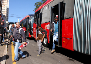 Como chegar até Super Golff em Londrina de Ônibus?